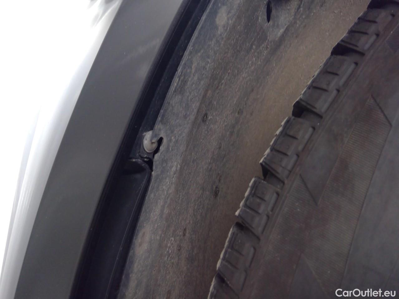  Skoda  ENYAQ  iV80 5d #3