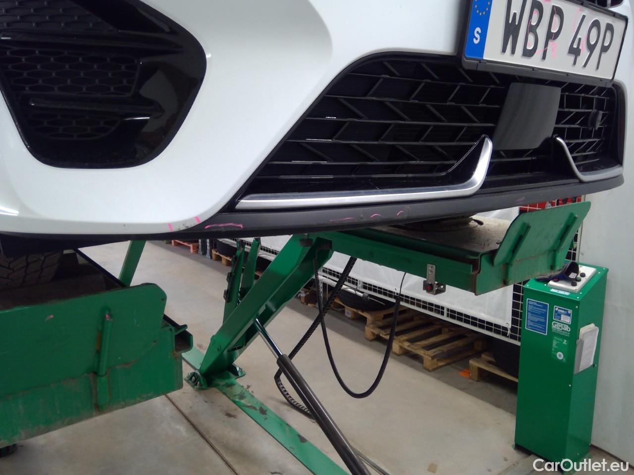  KIA  Cee'd ceed SW 1.6PHEV Advance Aut #1