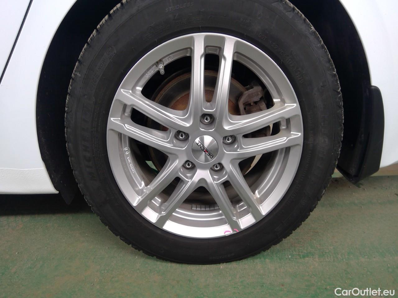  KIA  Cee'd ceed SW 1.6PHEV Advance Aut #14