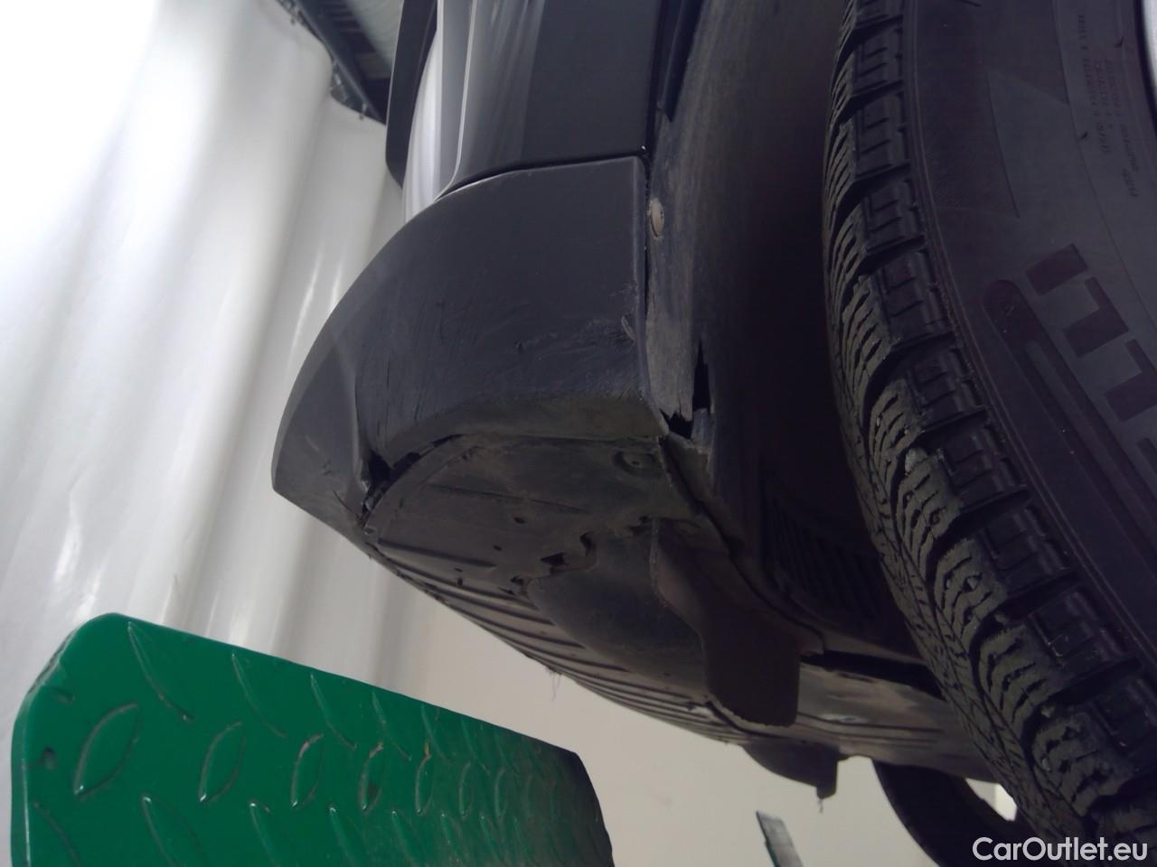  Skoda  ENYAQ  iV80 5d #4