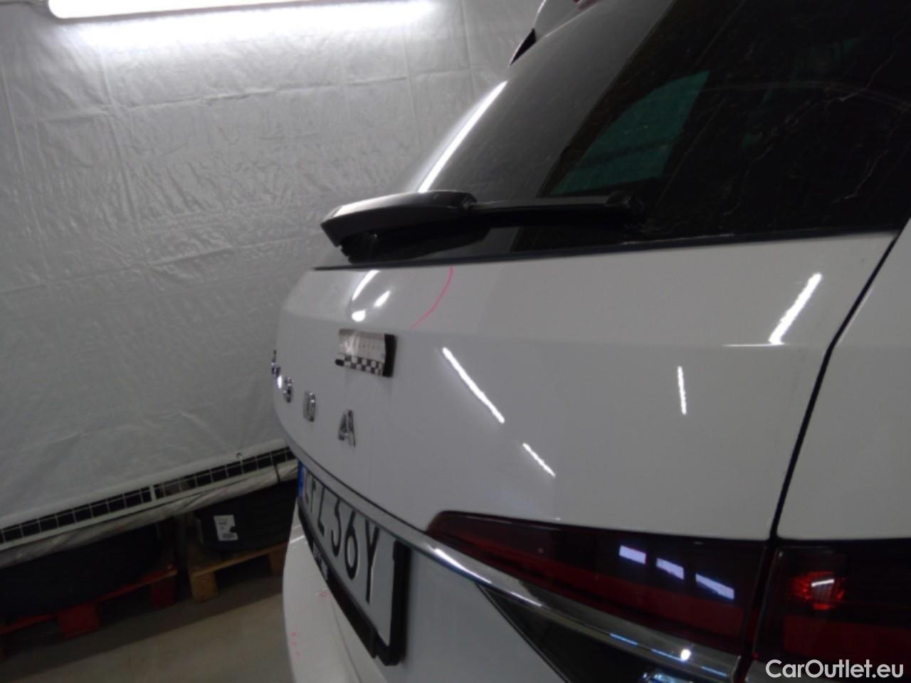  Skoda  Superb Sup.Co.TSI PHEV 218 L&K Aut #43