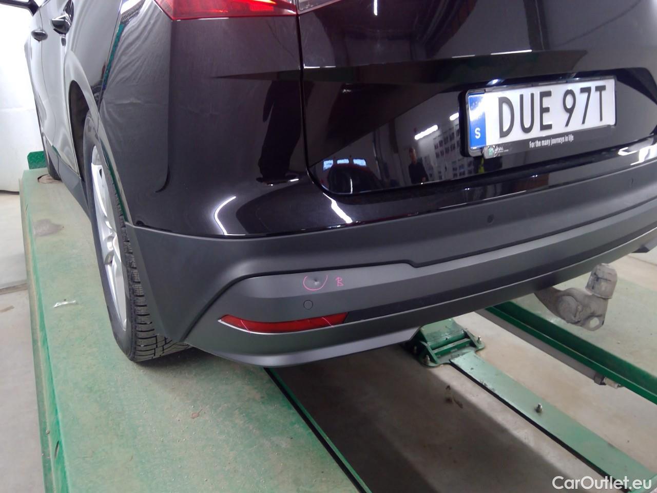  Skoda  ENYAQ  iV80 5d #10