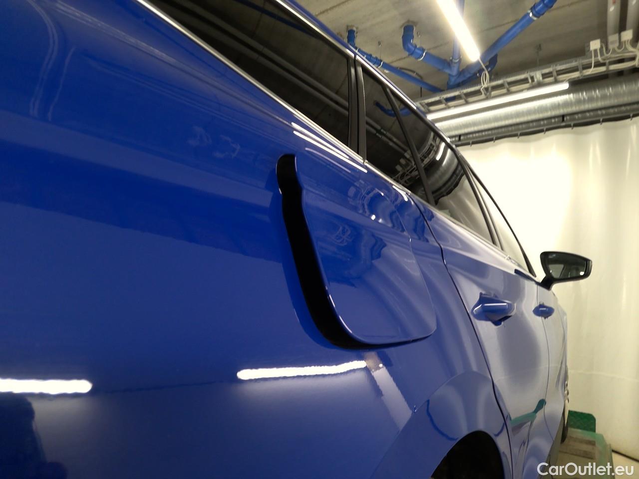  Skoda  ENYAQ  iV80 5d #7