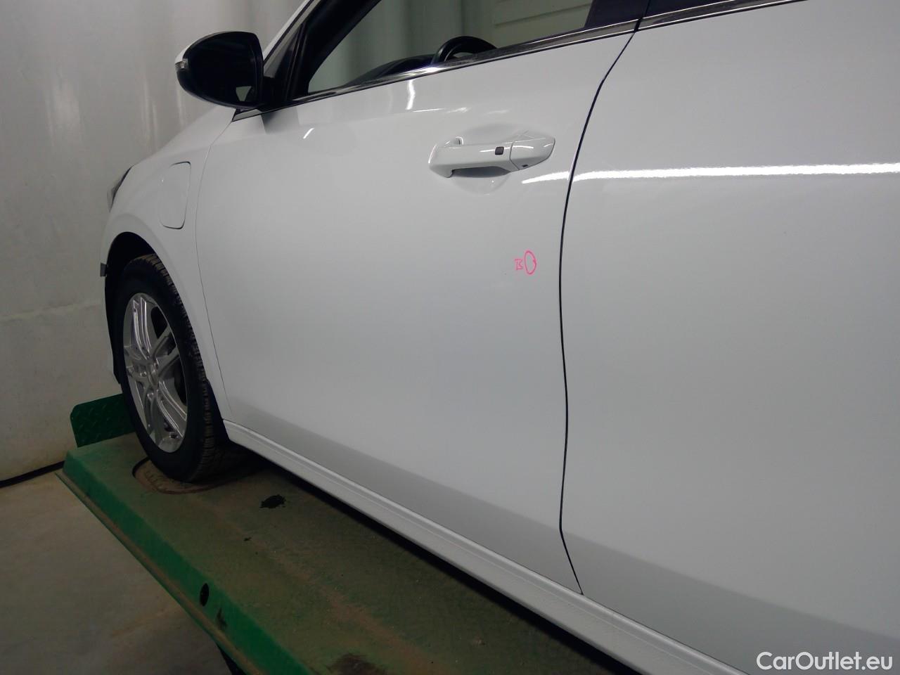  KIA  Cee'd ceed SW 1.6PHEV Advance Aut #8