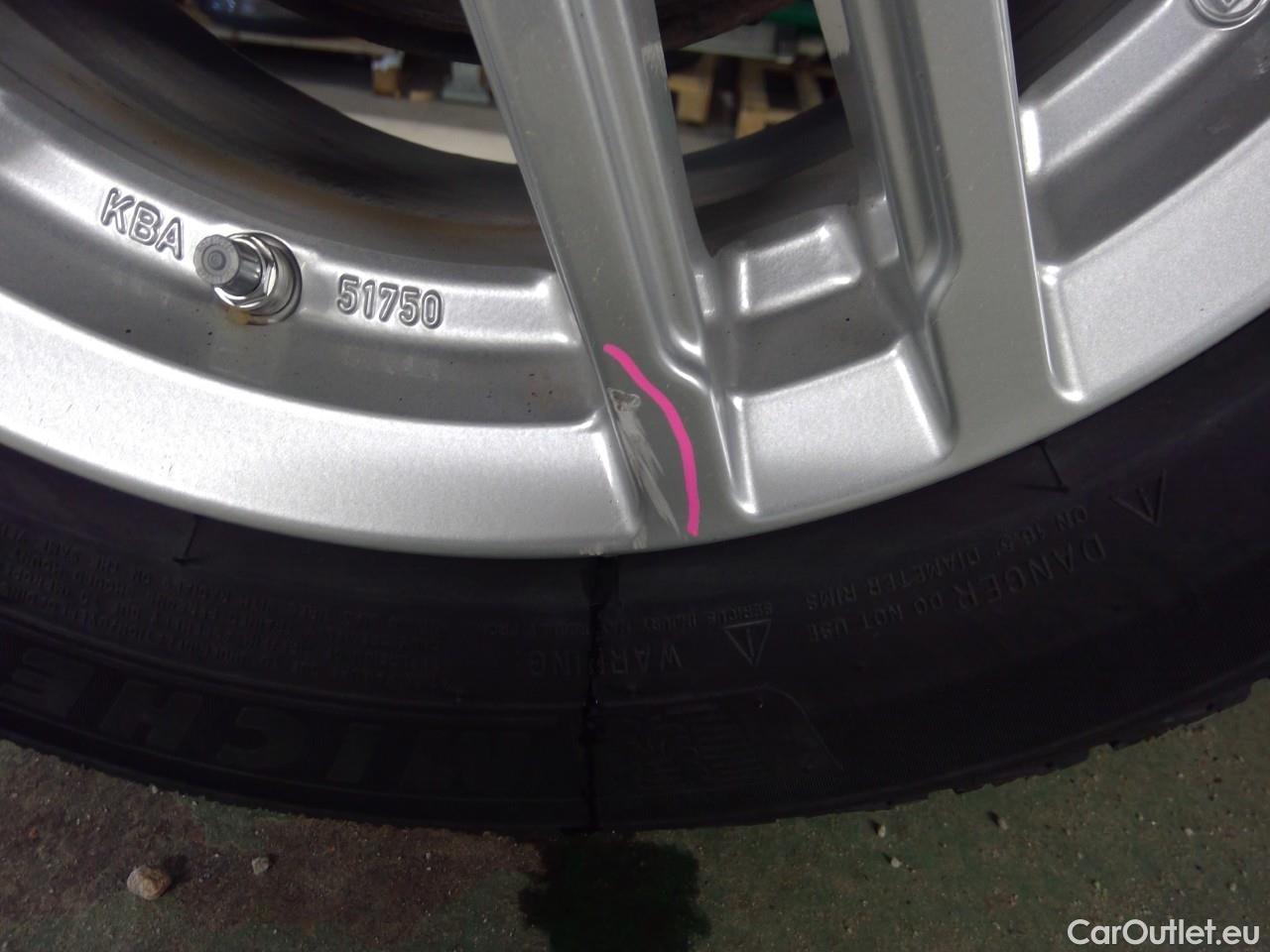  KIA  Cee'd ceed SW 1.6PHEV Advance Aut #23