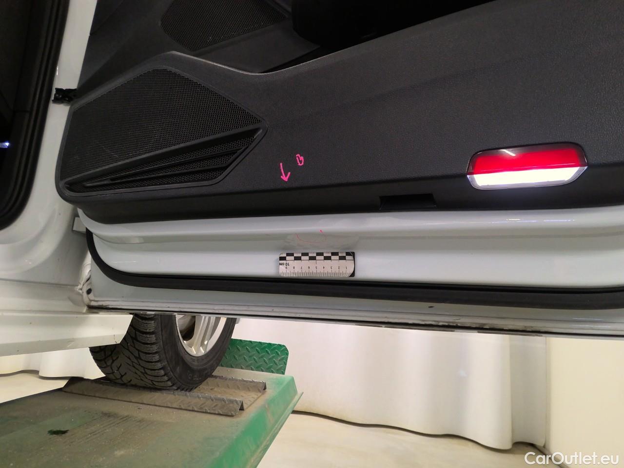  Volkswagen  Passat Pass.SC TDI 200 GT 4M Ex.E.Aut #9