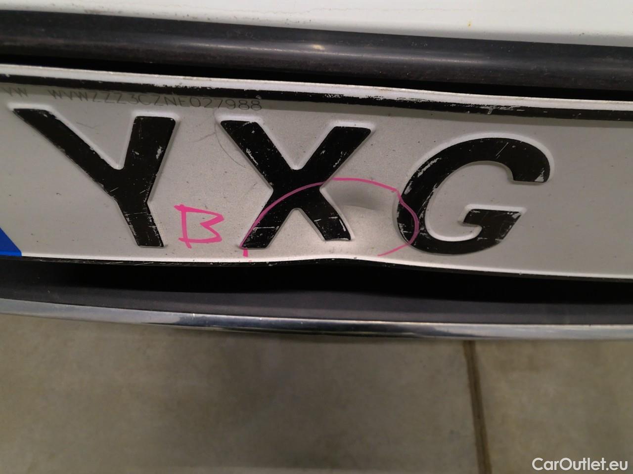  Volkswagen  Passat Pass.SC TDI 200 GT 4M Ex.E.Aut #4