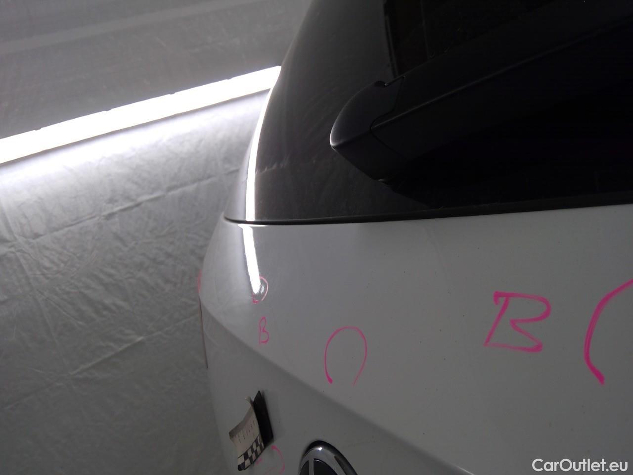  Volkswagen  Passat Pass.SC TDI 200 GT 4M Ex.E.Aut #63