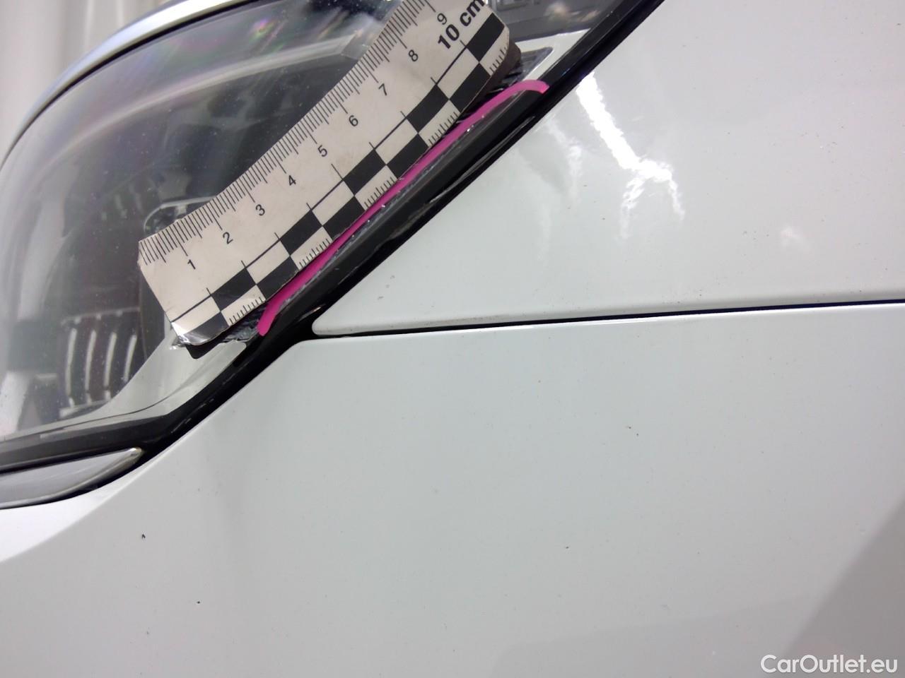  Volkswagen  Passat Pass.SC TDI 200 GT 4M Ex.E.Aut #58