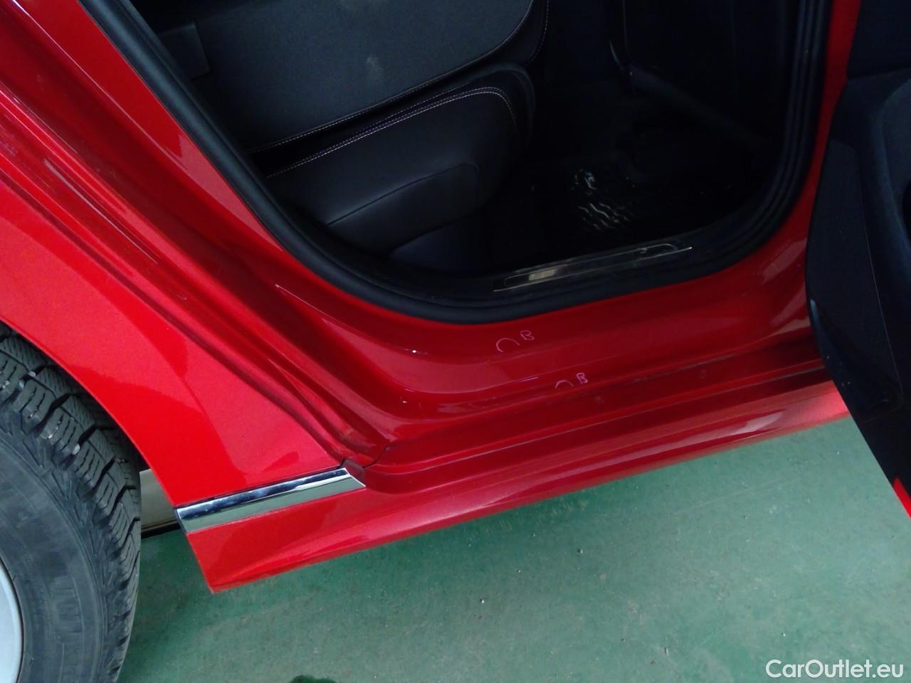  Volkswagen  Passat Pass.SC TDI 200 GT Exec.Ed.Aut #30