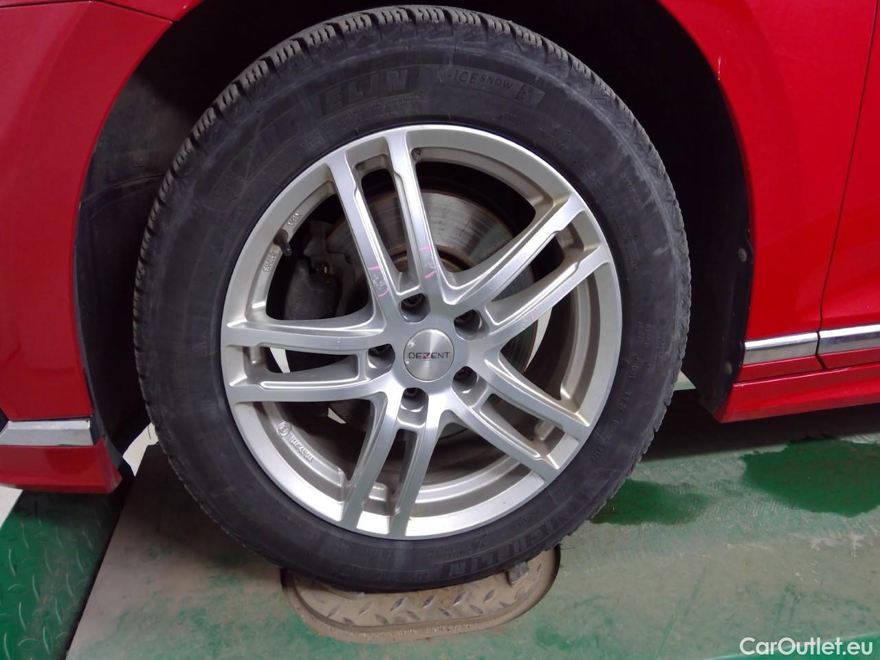  Volkswagen  Passat Pass.SC TDI 200 GT Exec.Ed.Aut #8