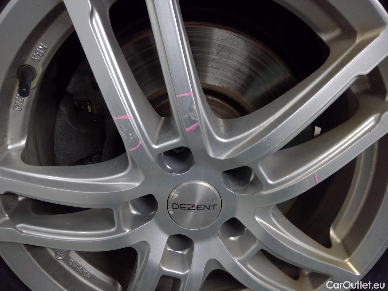  Volkswagen  Passat Pass.SC TDI 200 GT Exec.Ed.Aut #9