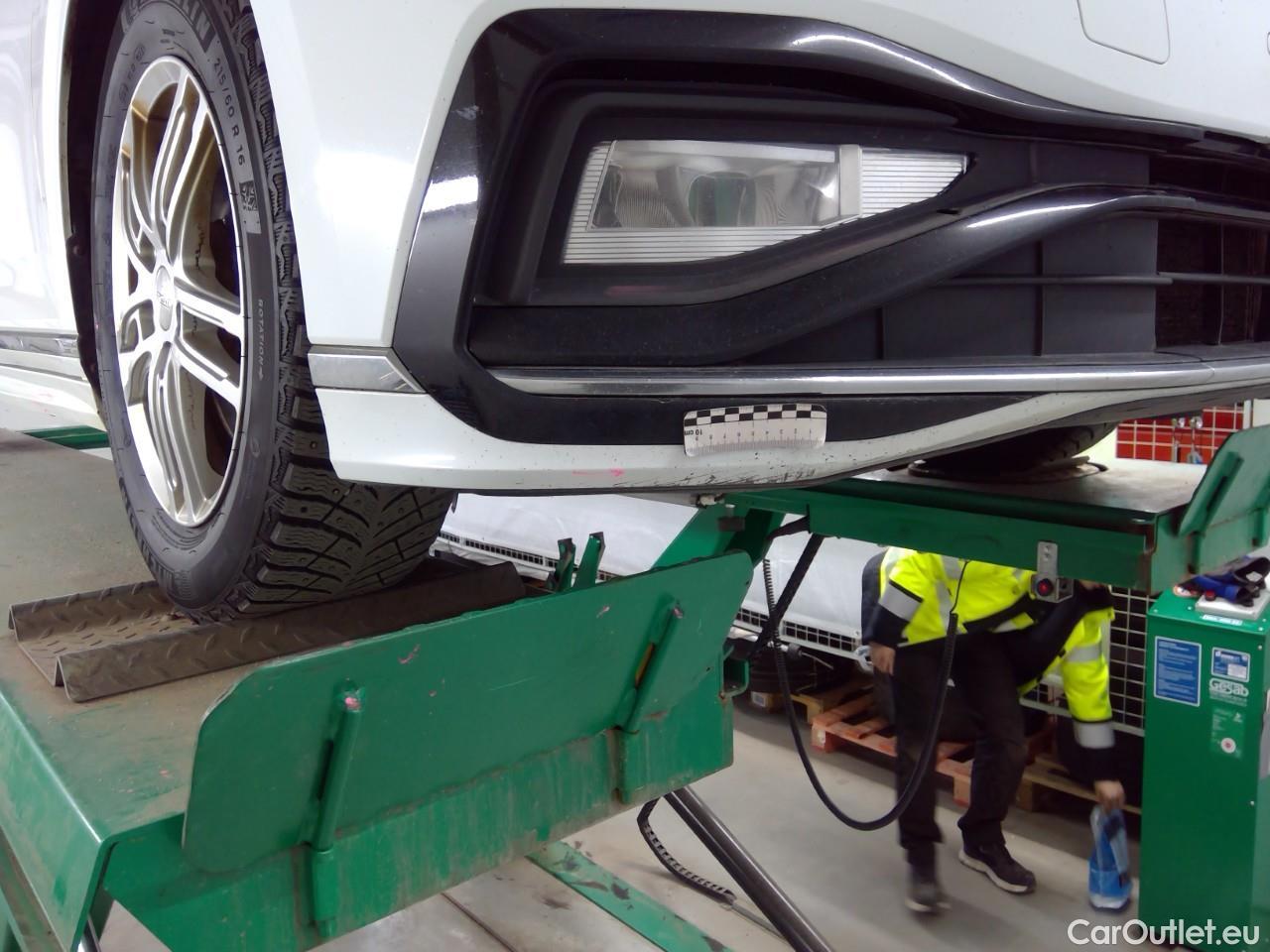  Volkswagen  Passat Pass.SC TDI 200 GT 4M Ex.E.Aut #7