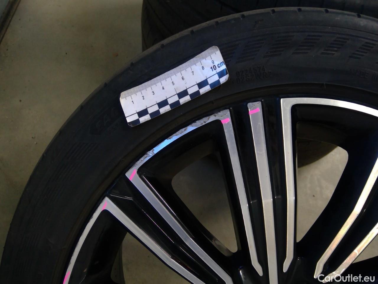  Volvo  V60  T6 AWD Inscript.Exp.Aut #2