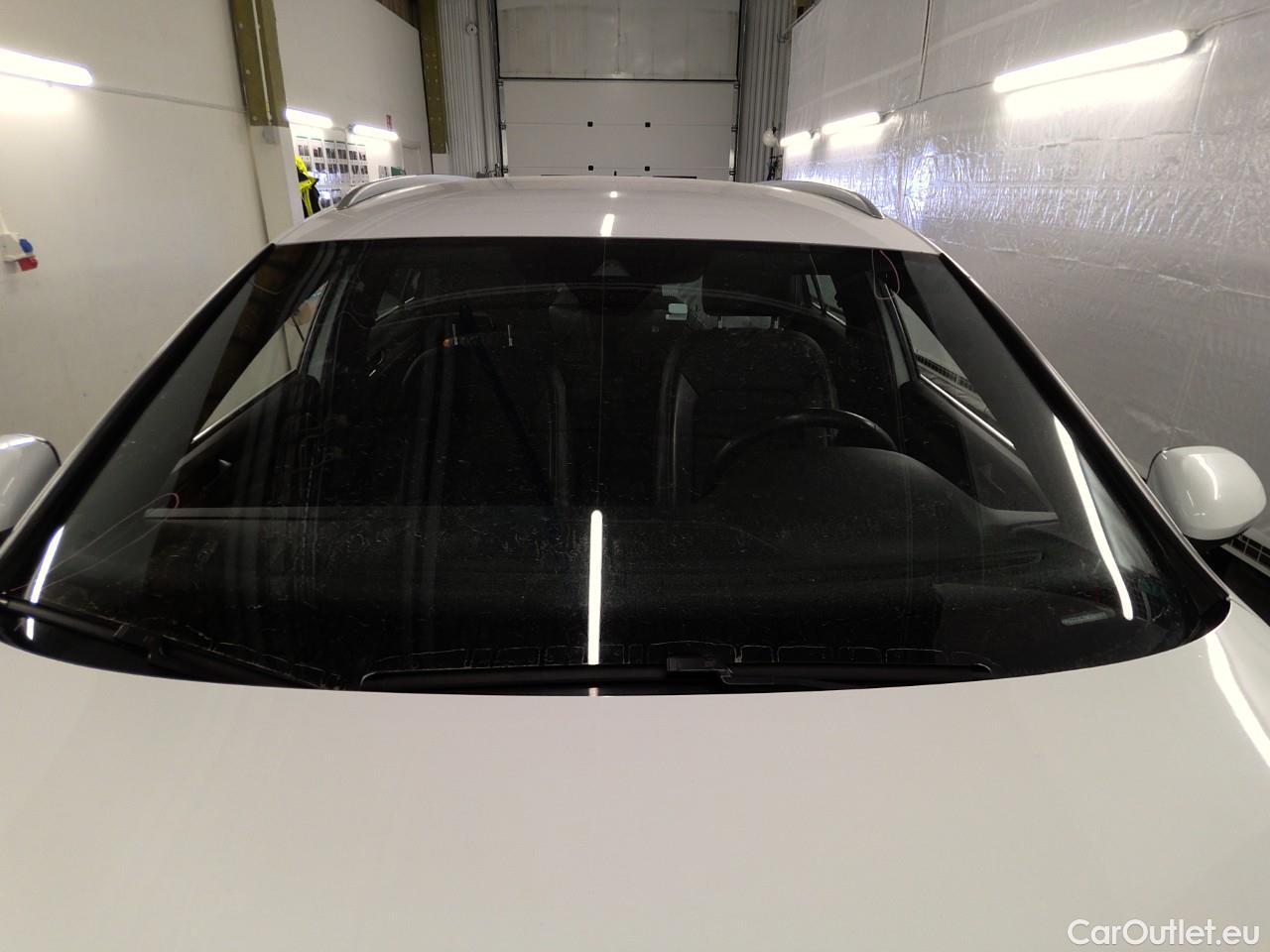  Volkswagen  Passat Pass.SC TDI 200 GT 4M Ex.E.Aut #25