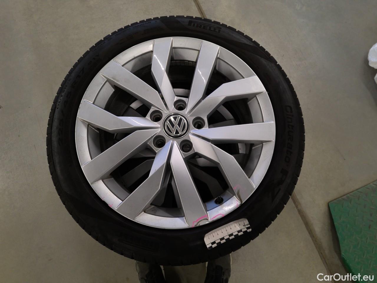  Volkswagen  Golf  Sp.Combi TSI 150 GT Aut. #3