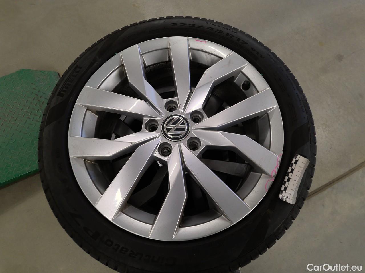  Volkswagen  Golf  Sp.Combi TSI 150 GT Aut. #1