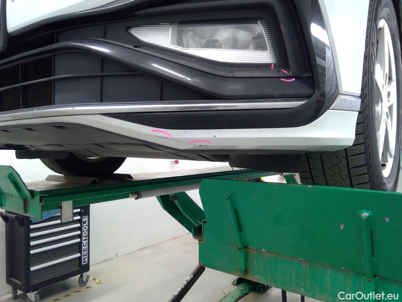  Volkswagen  Passat Pass.SC TDI 200 GT 4M Ex.E.Aut #8