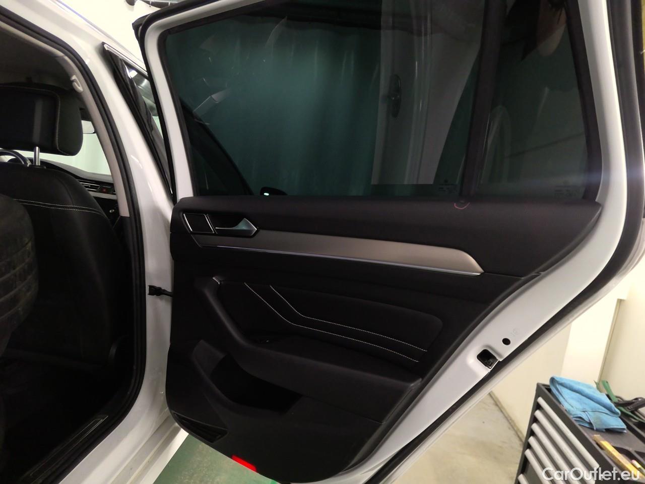  Volkswagen  Passat Pass.SC TDI 200 GT 4M Ex.E.Aut #11