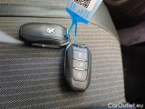  Peugeot  3008 PEUGEOT  / 2020 / 5P / SUV HYBRID 225 E-EAT8 ALLURE PACK #117