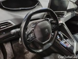  Peugeot  3008 PEUGEOT  / 2020 / 5P / SUV BLUEHDI 130 EAT8 SeS ALLURE #104
