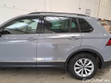  Volkswagen  Tiguan VOLKSWAGEN  / 2020 / 5P / SUV 2.0 TDI SCR 110KW LIFE DSG #63
