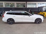  Volvo  V60 VOLVO  / 2019 / 5P / STATION WAGON B4 D AUTOM. R-DESIGN #7