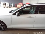  Volvo  V60 VOLVO  / 2019 / 5P / STATION WAGON B4 D AUTOM. R-DESIGN #84