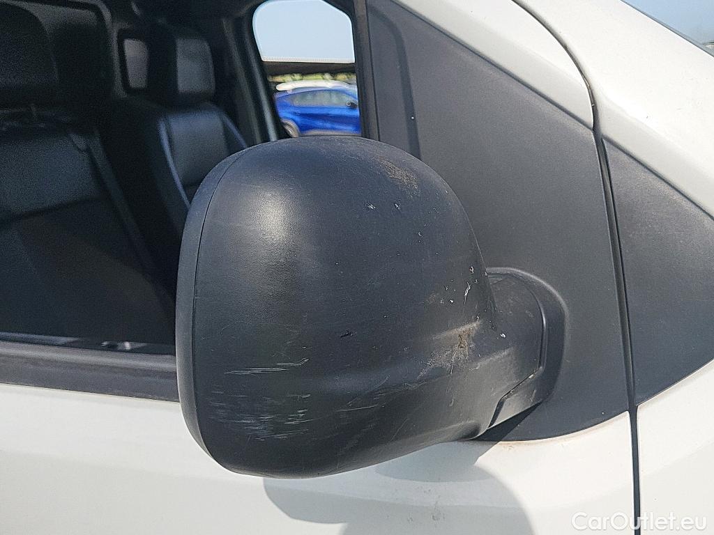  Opel  Vivaro OPEL  / 2019 / 4P / furgón 1.5 Diésel 74kW (100CV) M Std Express (CX) #51