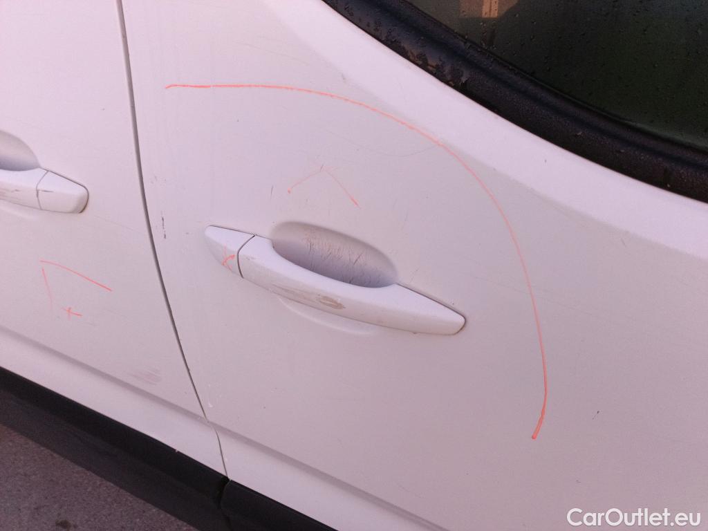  Peugeot  RIFTER PEUGEOT  / 2018 / 4P / combi Active Standard BlueHDi 73kW (IND) #25