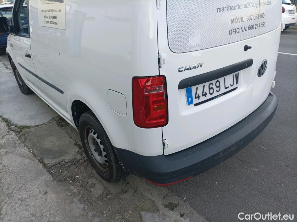  Volkswagen  Caddy VOLKSWAGEN  / 2015 / 4P / furgón derivado de turismo Profesional Furgón 2.0 TDI 75kW BMT (CX) #21