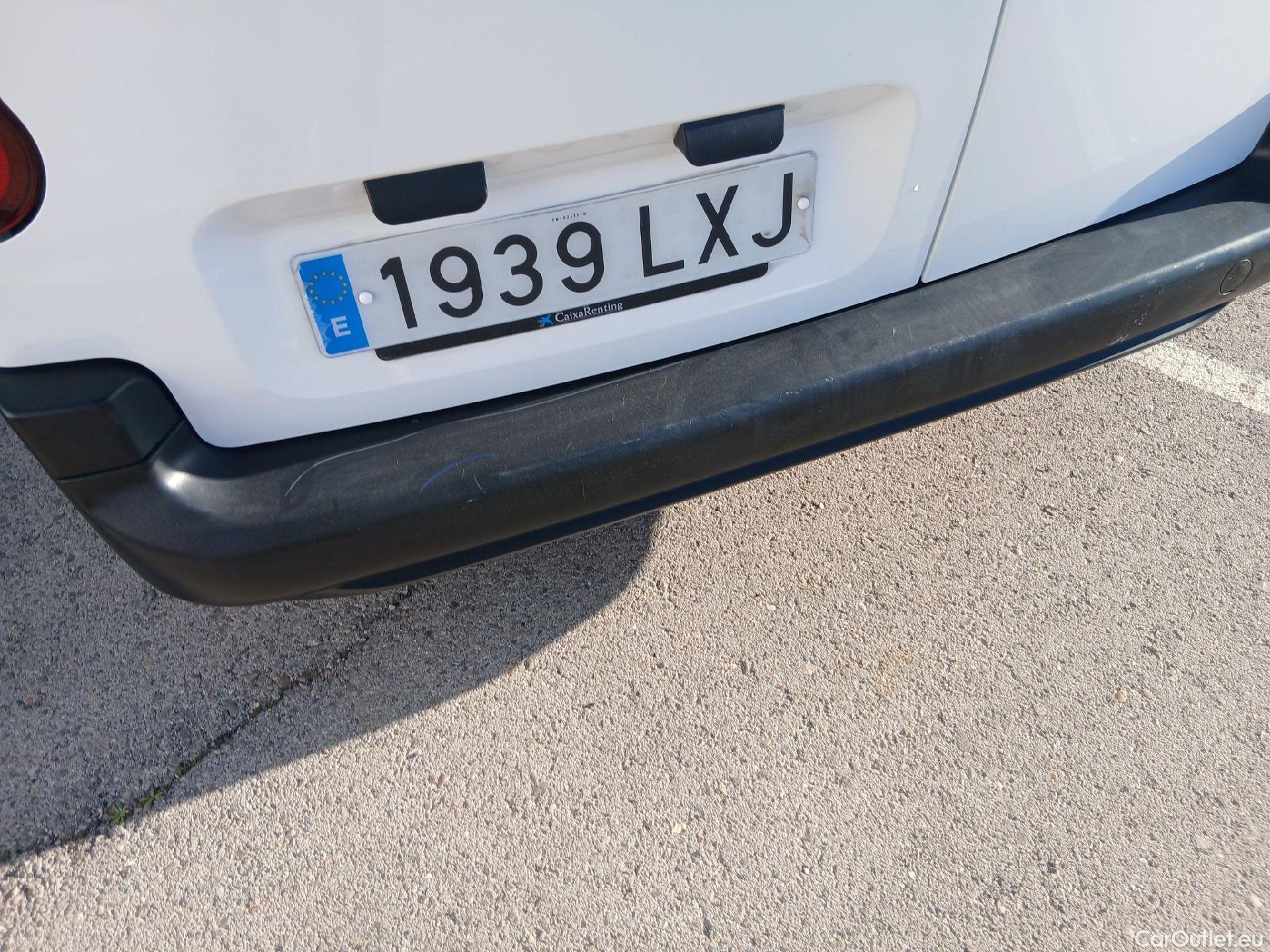  Peugeot  Partner PEUGEOT  / 2018 / 3P / furgón derivado de turismo Pro Standard 600kg BlueHDi 73kW #7