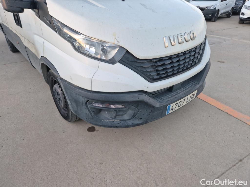  Iveco  Daily IVECO  / 2019 / 4P / combi 35S 14H V 4100/H2 16H M3 #41