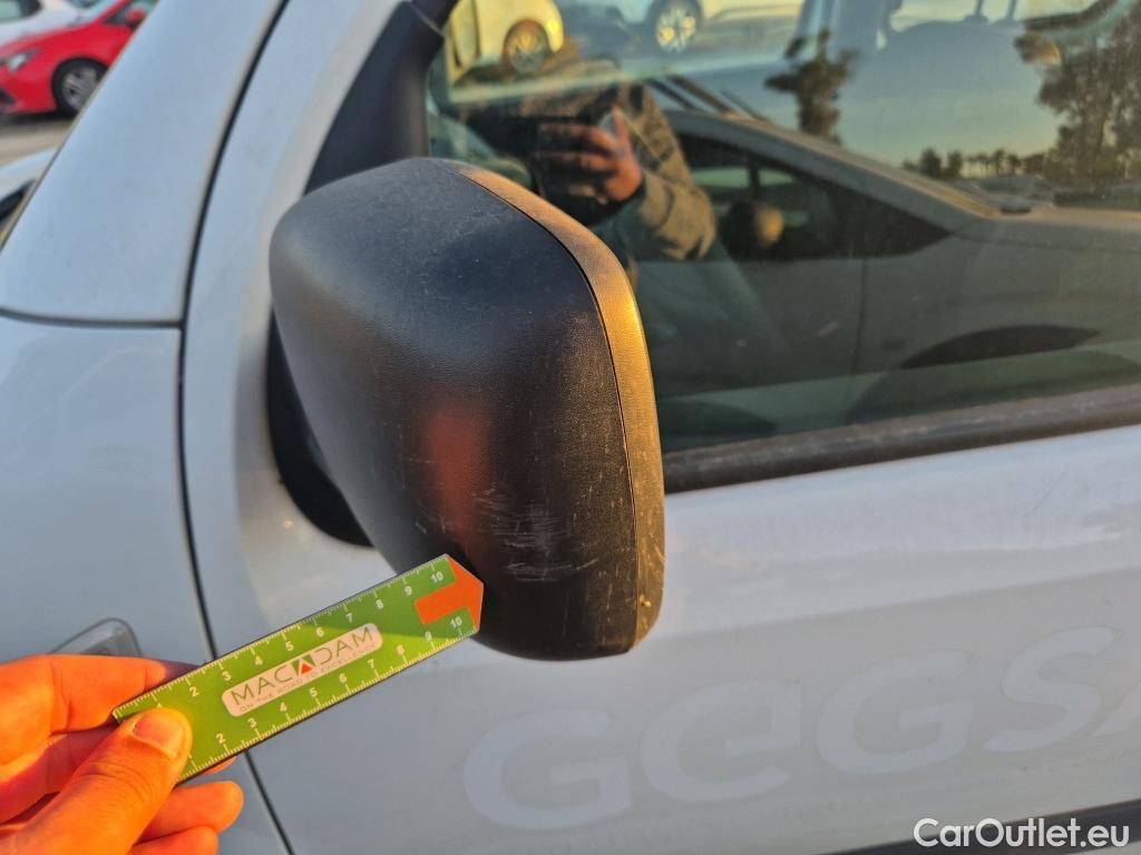  Renault  Kangoo RENAULT  COMBI VU 4p 2G combi C/Profesional 2011 dCi 90 E5 (RCI) #44