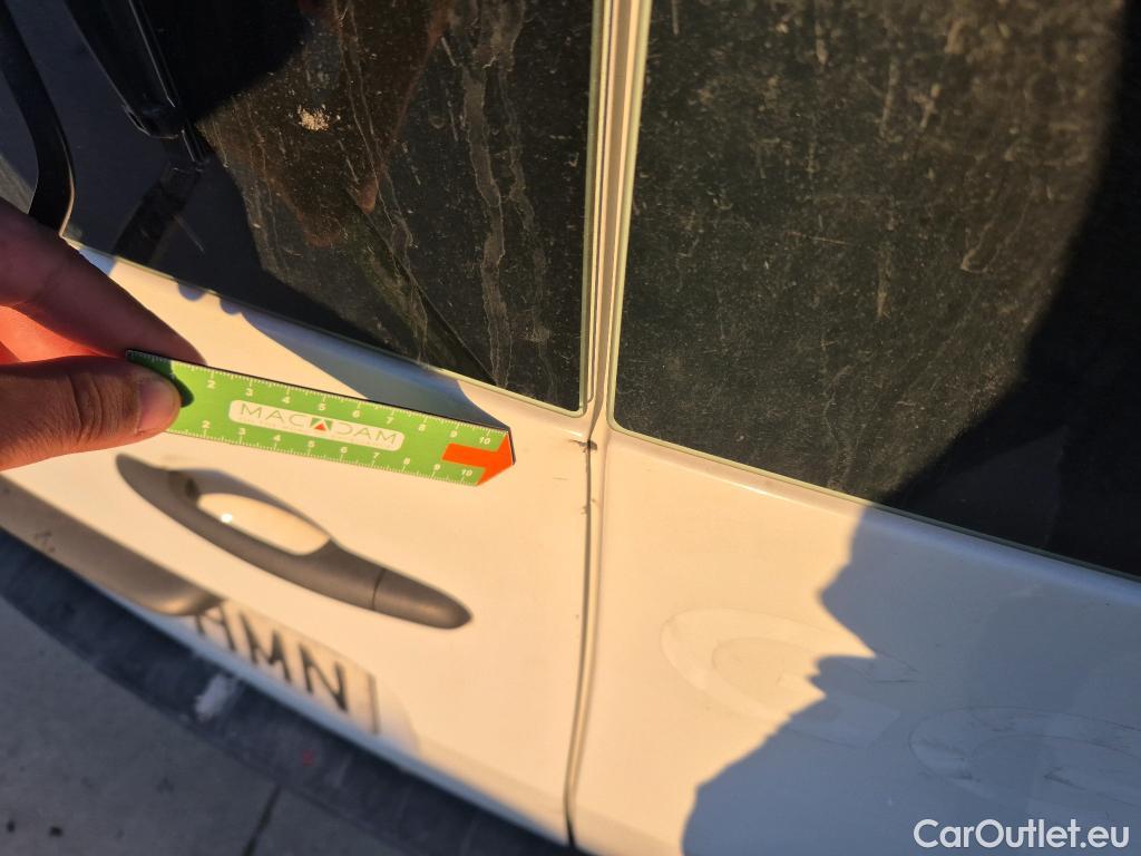  Renault  Kangoo RENAULT  COMBI VU 4p 2G combi C/Profesional 2011 dCi 90 E5 (RCI) #7