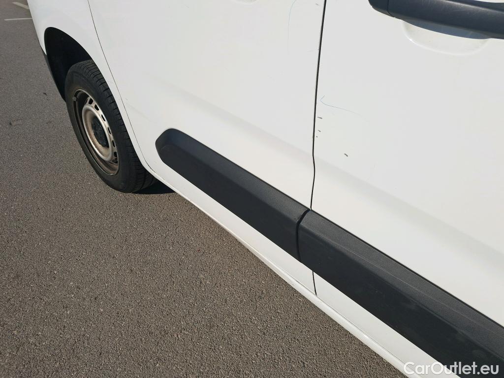  Opel  Combo OPEL  / 2018 / 3P / furgón derivado de turismo 1.5 TD 75kW (100CV) Express L H1 650kg (AC) #49