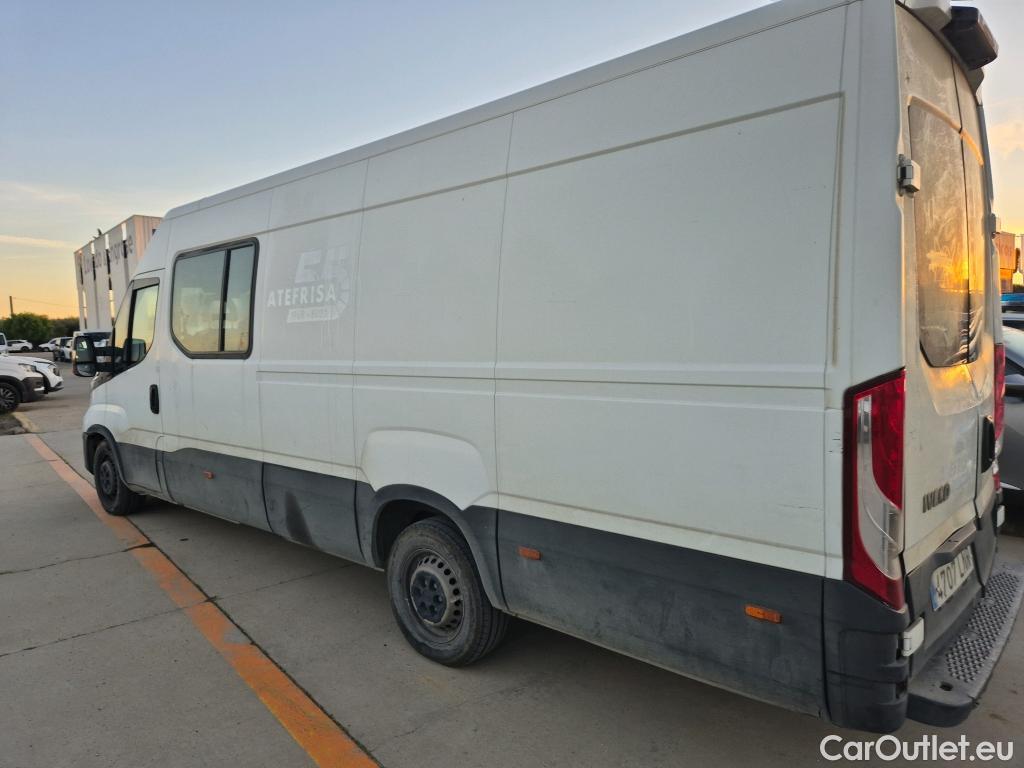  Iveco  Daily IVECO  / 2019 / 4P / combi 35S 14H V 4100/H2 16H M3 #32