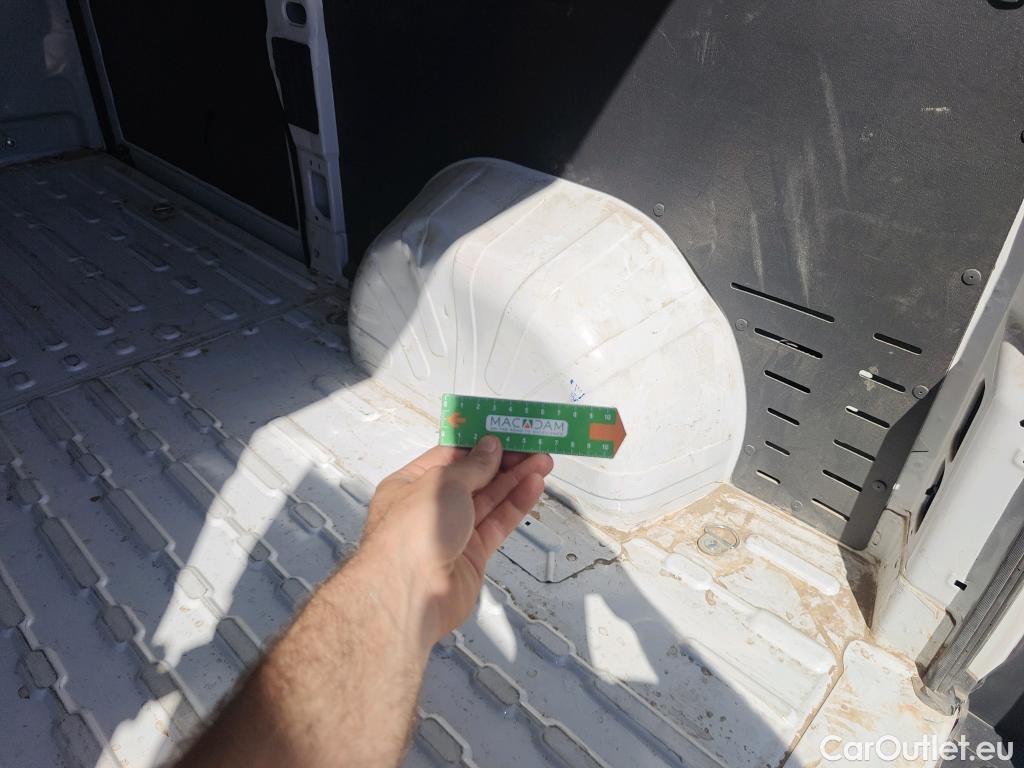  Peugeot  Boxer PEUGEOT  / 2014 / 4P / furgón Pack 335 L2 H2 BHDI 103kW (140CV) S&S #10