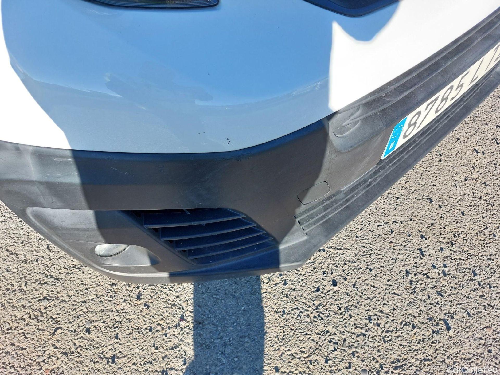  Peugeot  Expert PEUGEOT  / 2016 / 4P / furgón Furgón Premium 1.5 BlueHDi 100 Standard (AC) #3