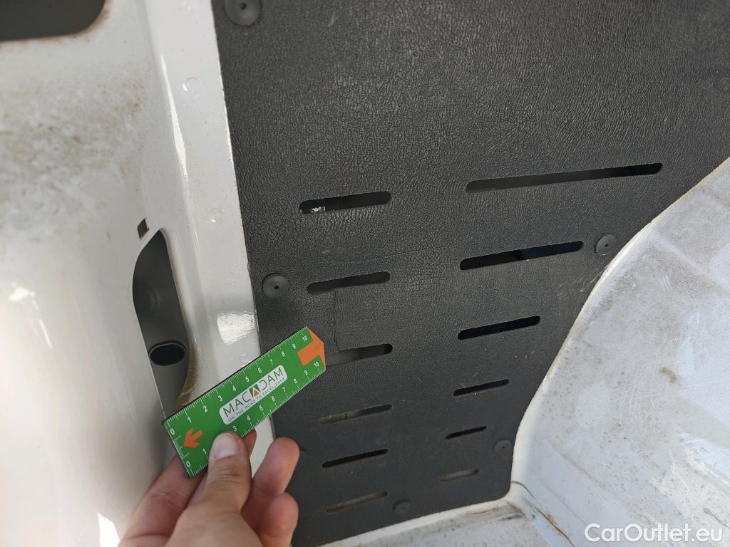  Peugeot  Boxer PEUGEOT  / 2014 / 4P / furgón Pack 335 L2 H2 BHDI 103kW (140CV) S&S #22