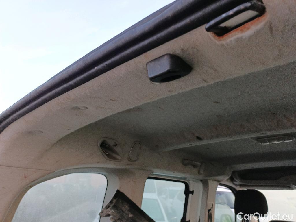  Peugeot  RIFTER PEUGEOT  / 2018 / 4P / combi Active Standard BlueHDi 73kW (IND) #12