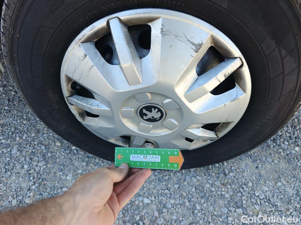  Peugeot  Boxer PEUGEOT  / 2014 / 4P / furgón Pack 335 L2 H2 BHDI 103kW (140CV) S&S #43