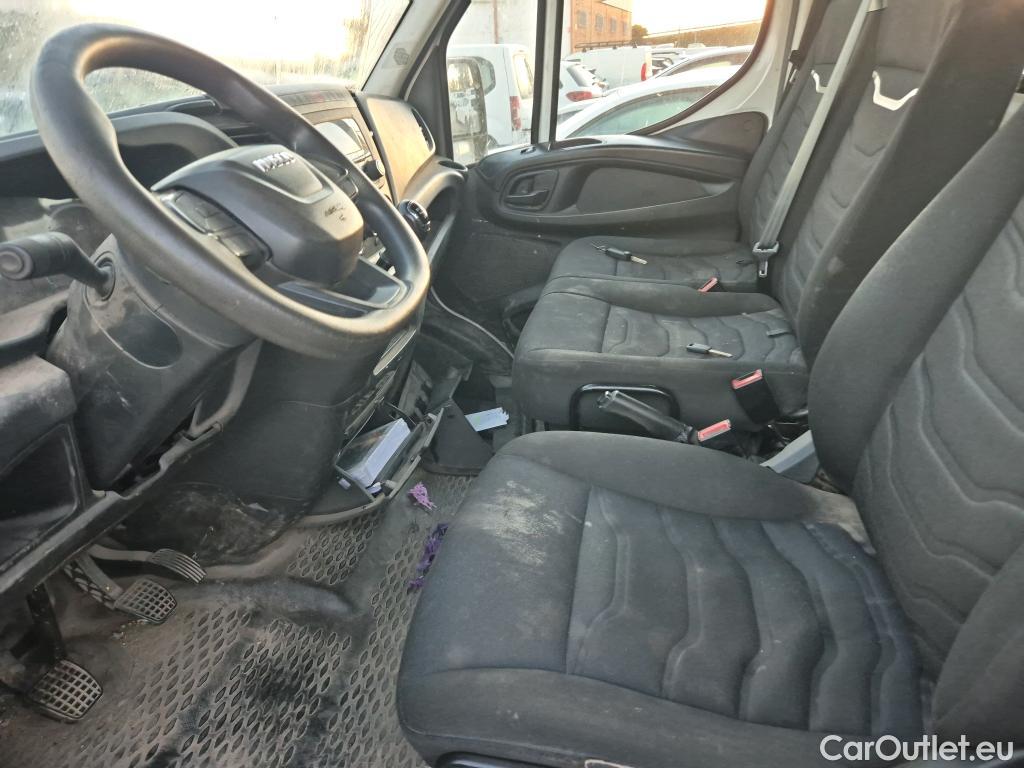 Iveco  Daily IVECO  / 2019 / 4P / combi 35S 14H V 4100/H2 16H M3 #58