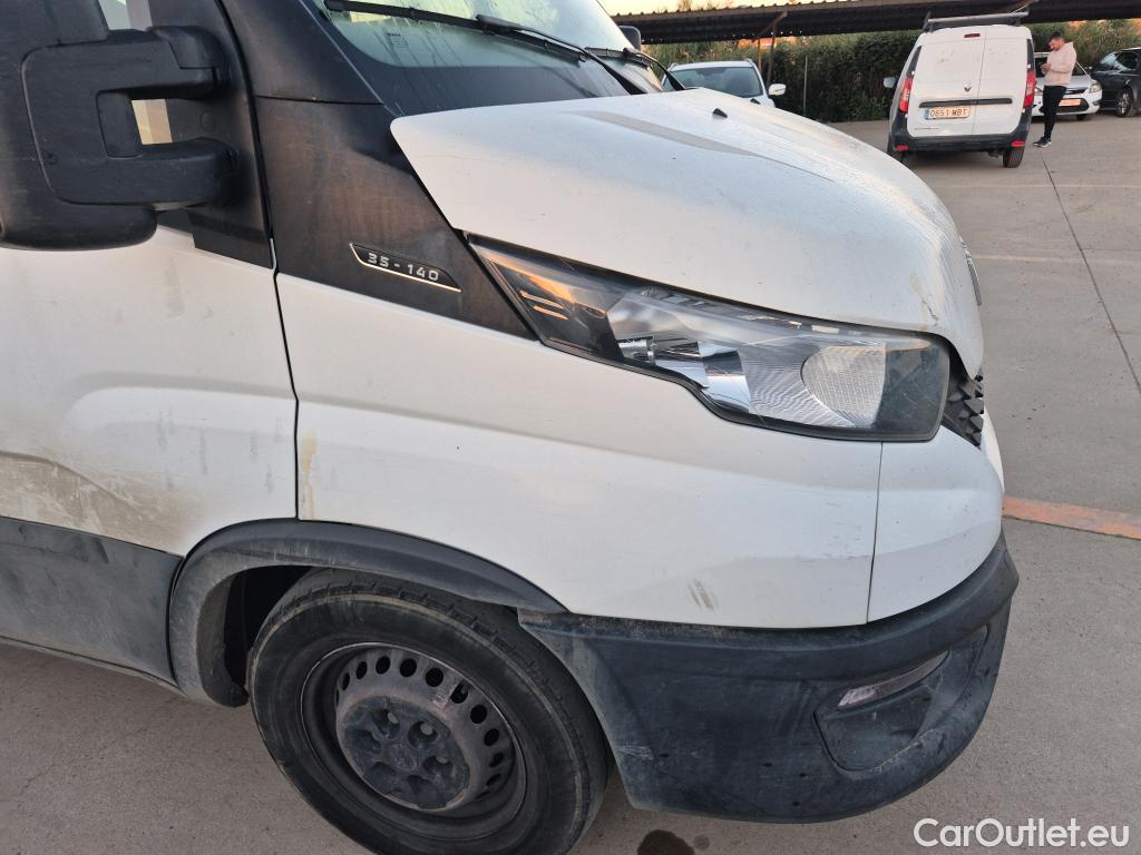  Iveco  Daily IVECO  / 2019 / 4P / combi 35S 14H V 4100/H2 16H M3 #53