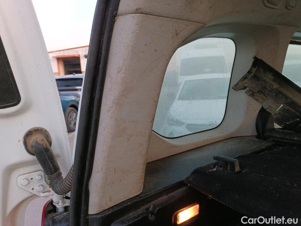  Peugeot  RIFTER PEUGEOT  / 2018 / 4P / combi Active Standard BlueHDi 73kW (IND) #37