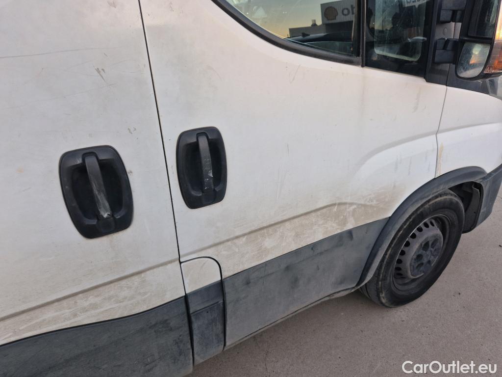  Iveco  Daily IVECO  / 2019 / 4P / combi 35S 14H V 4100/H2 16H M3 #28