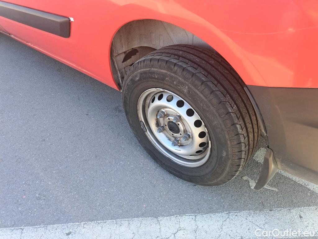  Ford  Transit FORD  Custom / 2012 / 4P / furgón Van 2.0 TDCI 96kW 280 L1 Ambiente #40