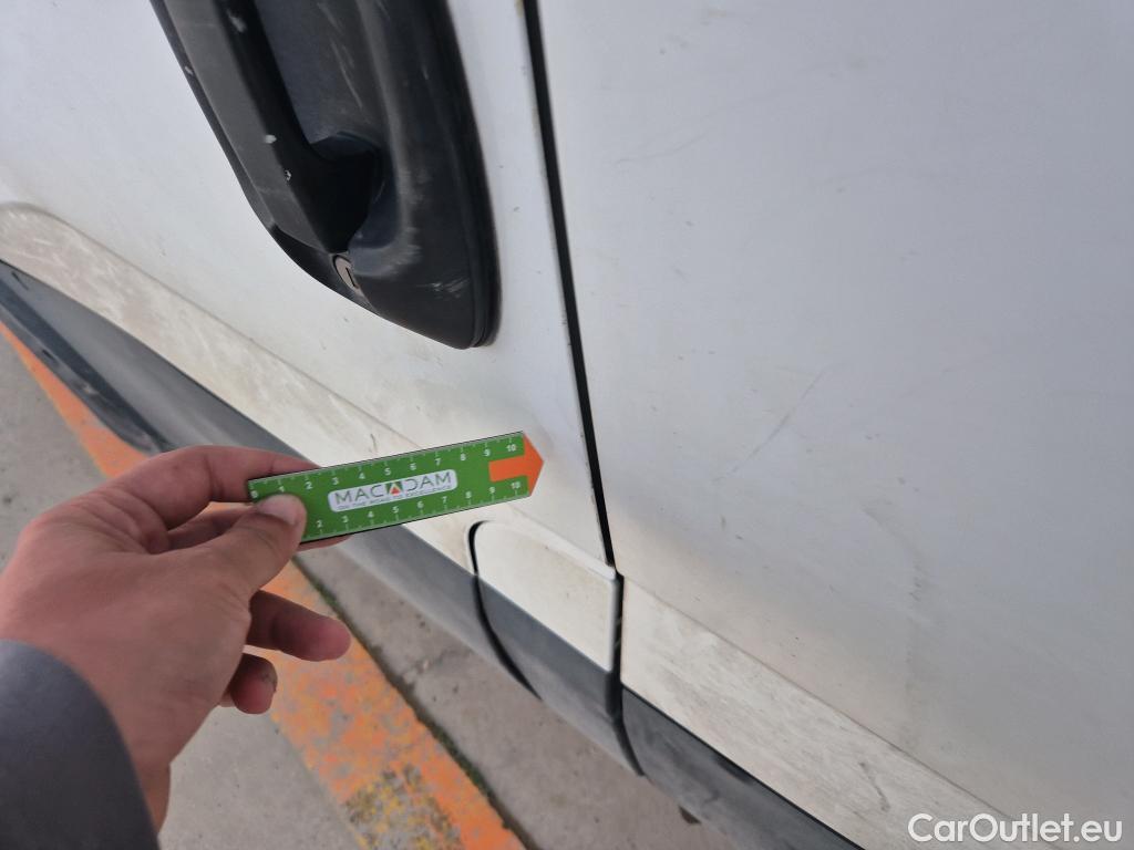  Iveco  Daily IVECO  / 2019 / 4P / combi 35S 14H V 4100/H2 16H M3 #27