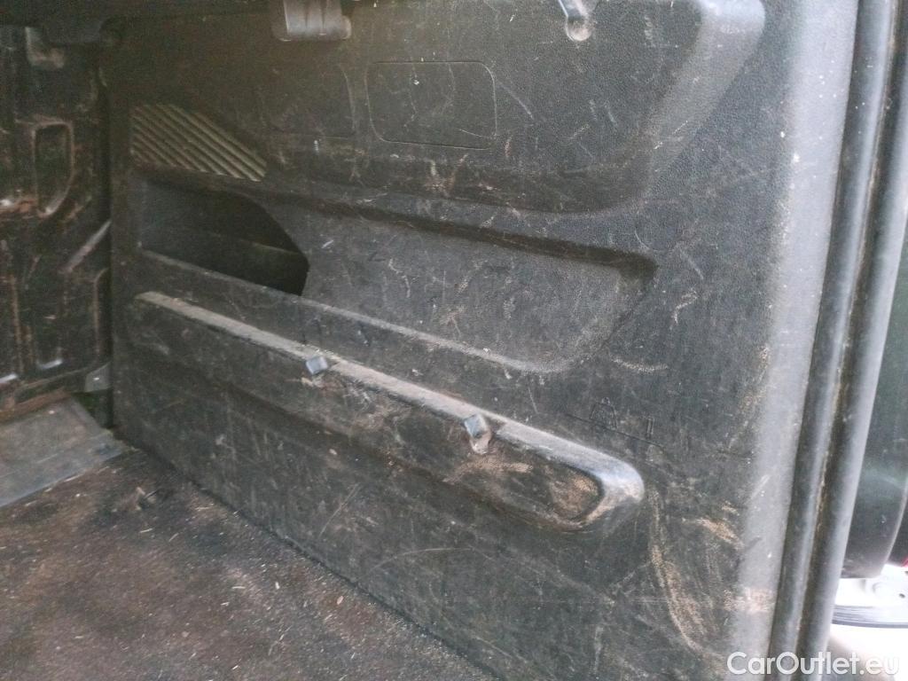  Peugeot  RIFTER PEUGEOT  / 2018 / 4P / combi Active Standard BlueHDi 73kW (IND) #58