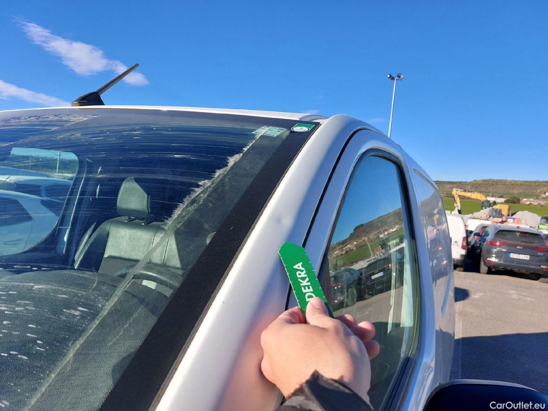  Peugeot  Expert PEUGEOT  / 2016 / 4P / furgón Furgón Premium 1.5 BlueHDi 100 Standard (AC) #5